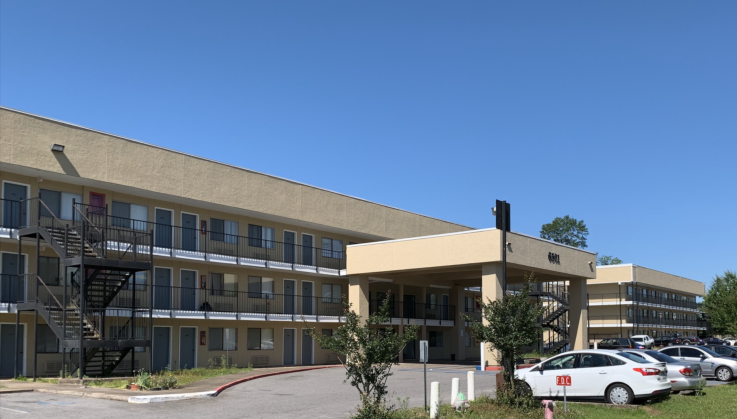 Exterior painting project completed in Mobile, Alabama by Meadows Painting.  Marigold Apartments